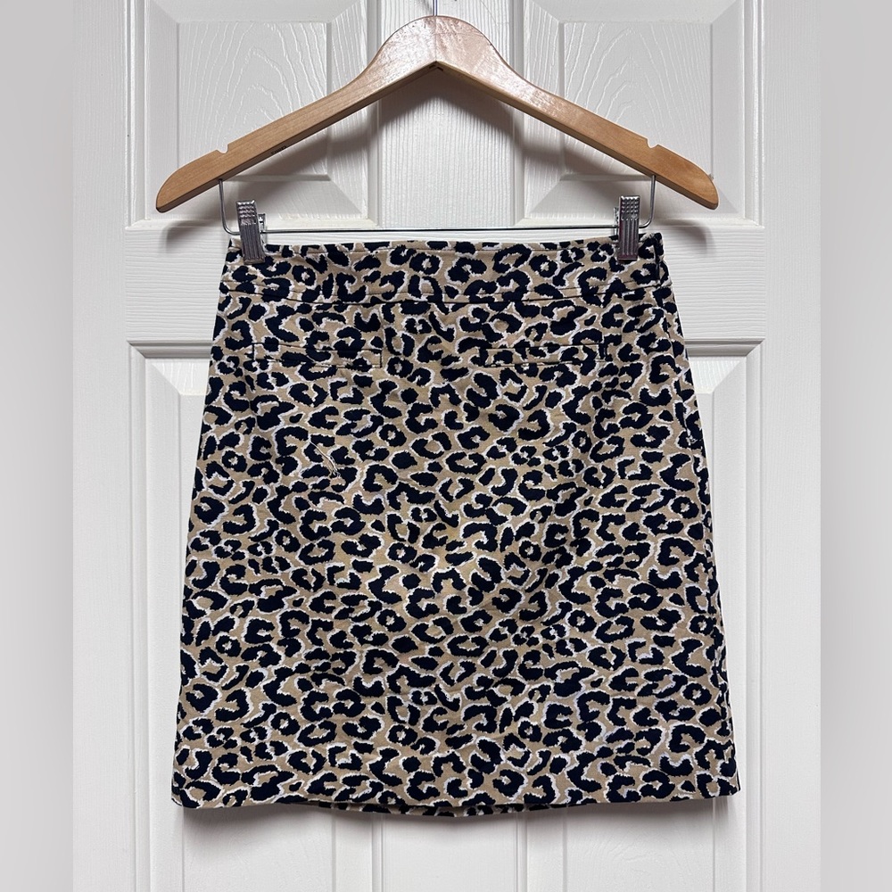 Talbots Petite Animal Print Skirt. NWOT Size 2